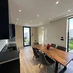 Enervillas 2030 アパート カート・アカーヤ
