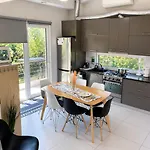 Enervillas 2030 カート・アカーヤ